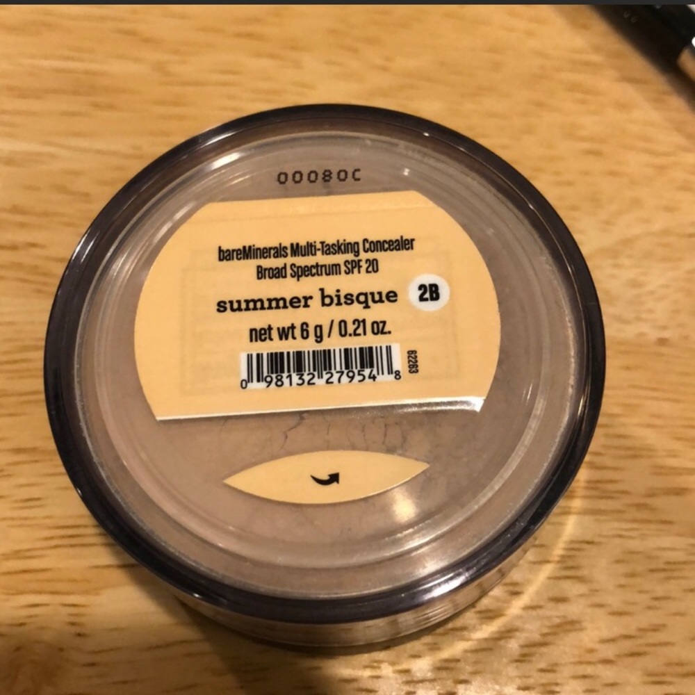 SOLD NWT jumbo size bareminerals bisque concealer